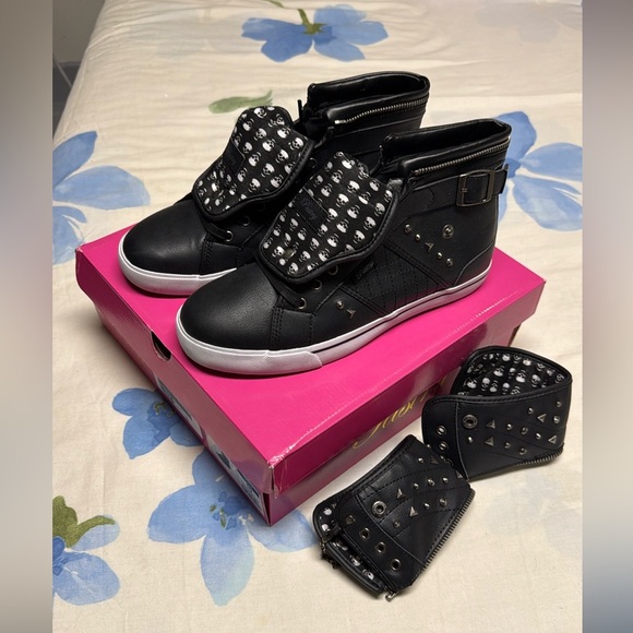 NIB Pastry Sugar Rush black dance sneakers w/ skulls ☠️ & studs sz 10 women - Picture 3 of 17